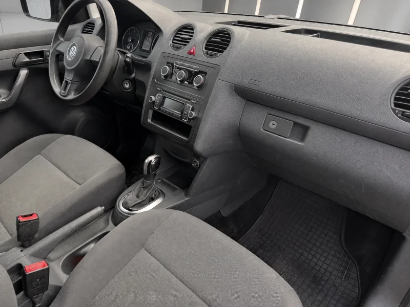 Volkswagen Caddy III (2004-) – 2