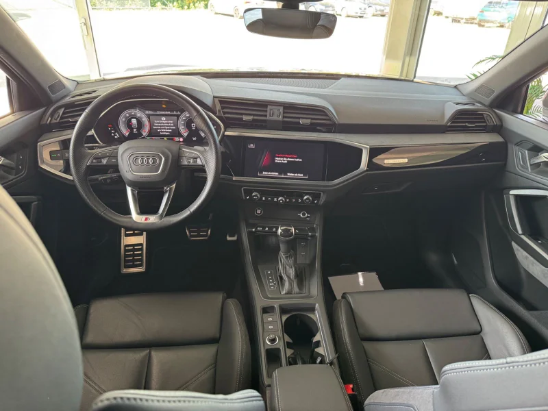 Audi Q3 – 23