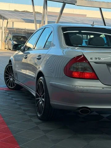 Mercedes-Benz E 350 – 12