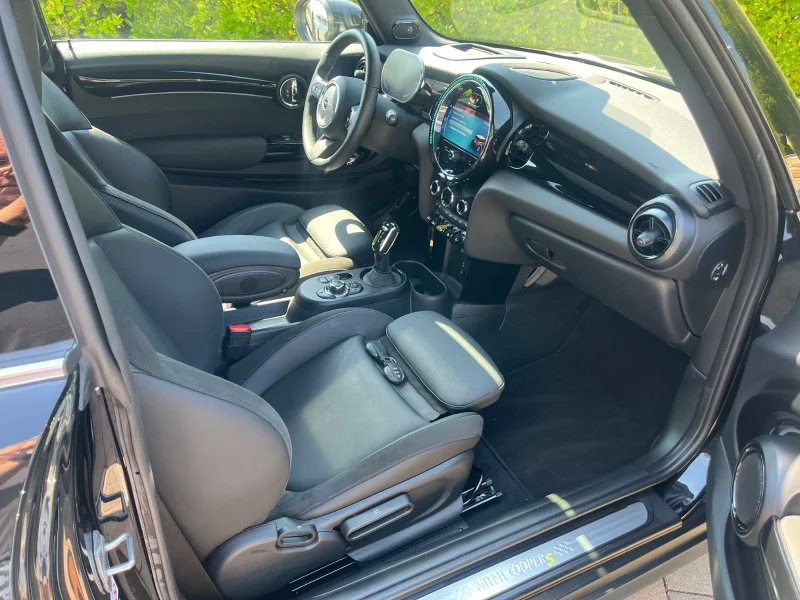 Mini COOPER SE – 12
