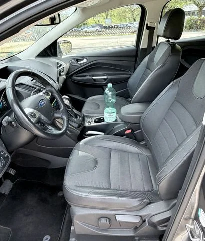 FORD Kuga – 8