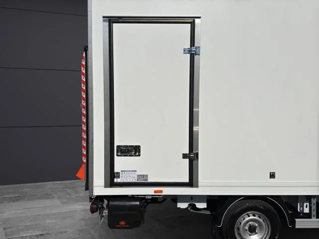Renault Master Koffer 4,47x2,20x2,30 Seitentür Automatik – 10