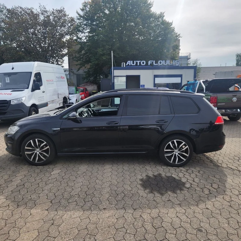 Volkswagen Golf – 4