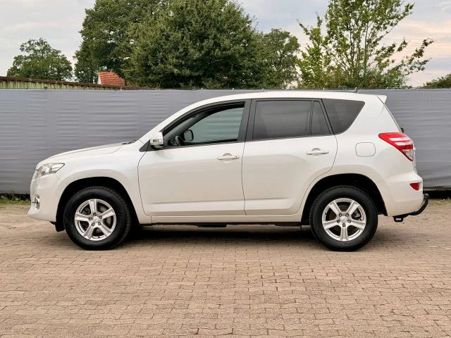 Toyota RAV 4 – 12
