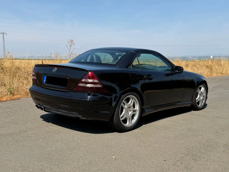 Mercedes-Benz SLK 32 AMG – 4