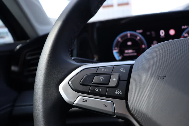 Volkswagen Tiguan – 24