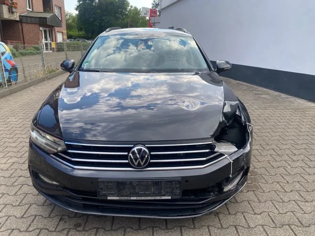 VW Passat Variant – 9