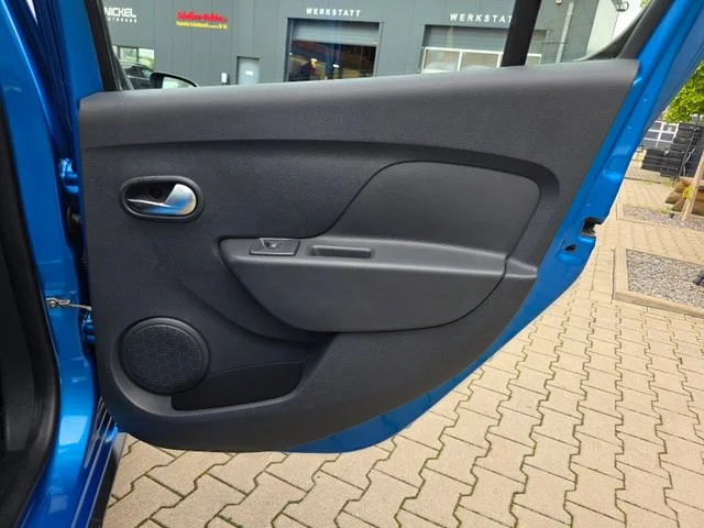 Dacia Sandero – 25
