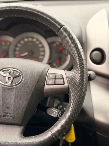 Toyota RAV 4 – 25
