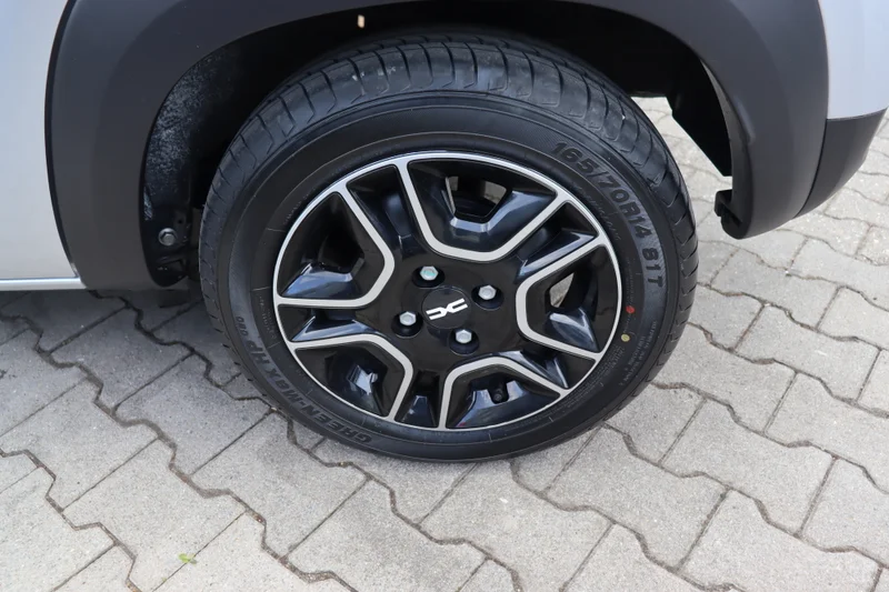 Dacia Spring – 27