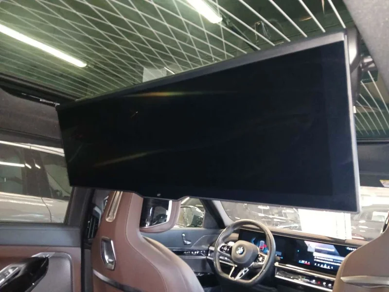 BMW 740 – 7