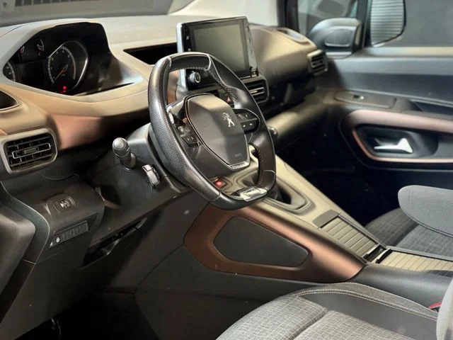 Peugeot Rifter – 20