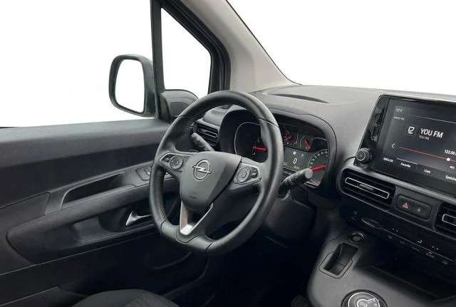 Opel Combo – 12