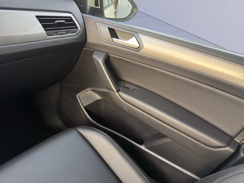 Volkswagen Touran Touran II – 17