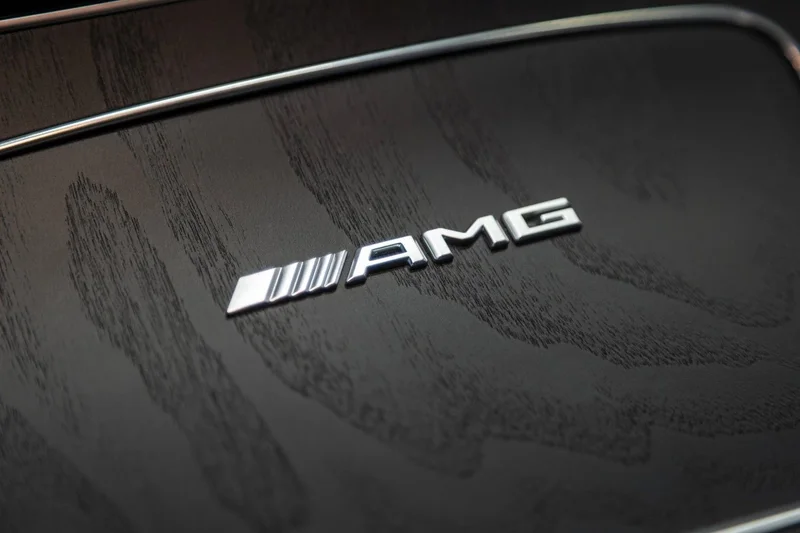 Mercedes-Benz E 63 AMG – 30