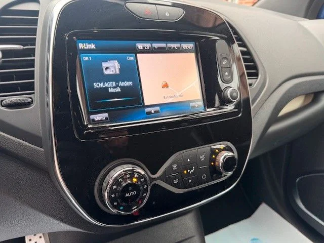 Renault Captur – 24
