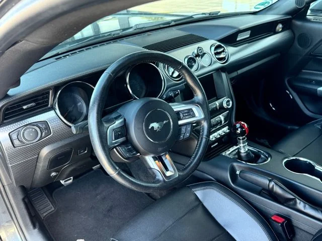 Ford Mustang – 16