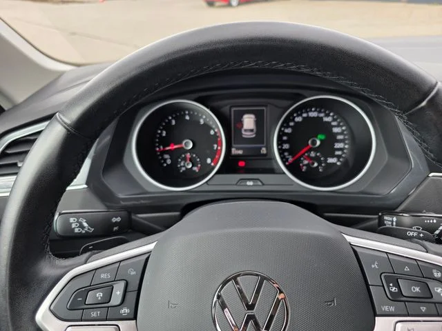 Volkswagen Tiguan – 35