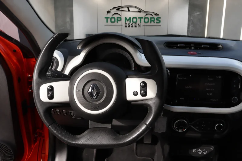 Renault Twingo – 13
