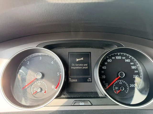 VW Golf – 21