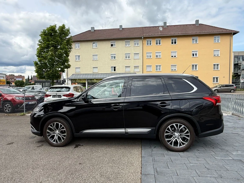 Mitsubishi Outlander – 9