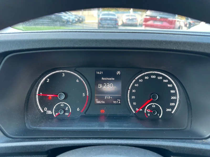 Volkswagen Caddy – 16