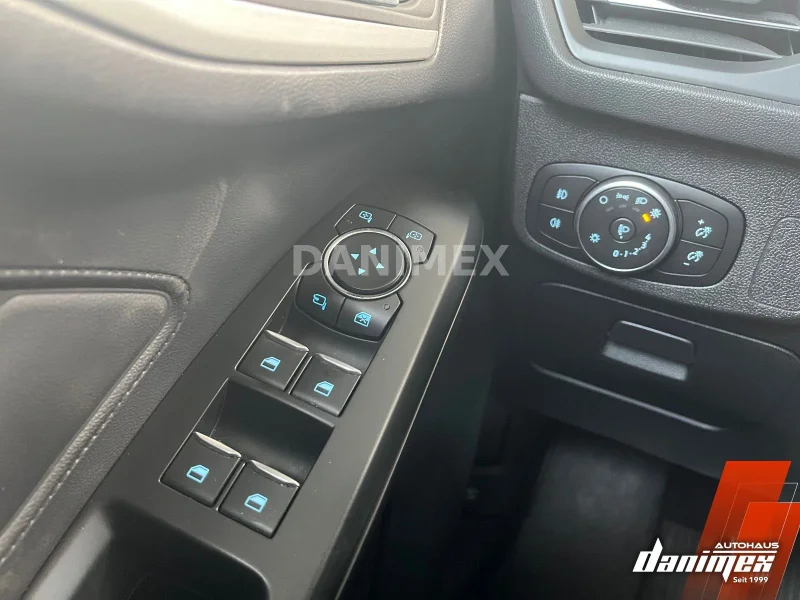 Ford Focus – 12