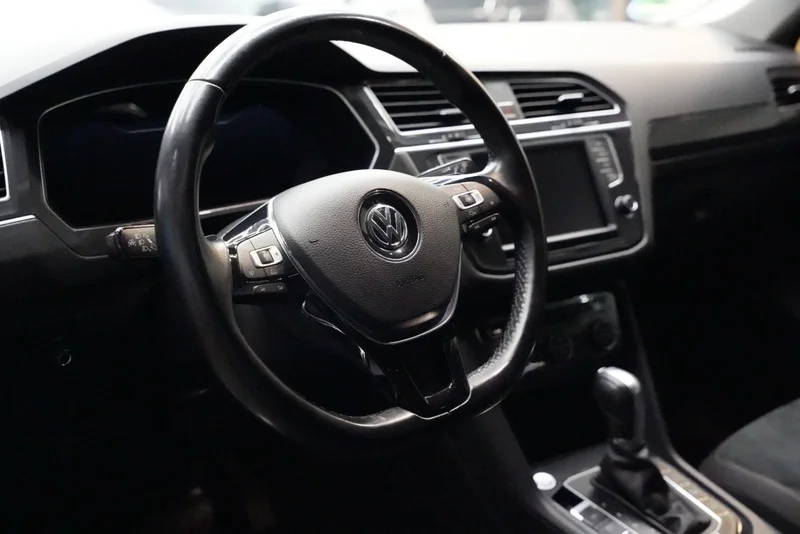 Volkswagen Tiguan – 9