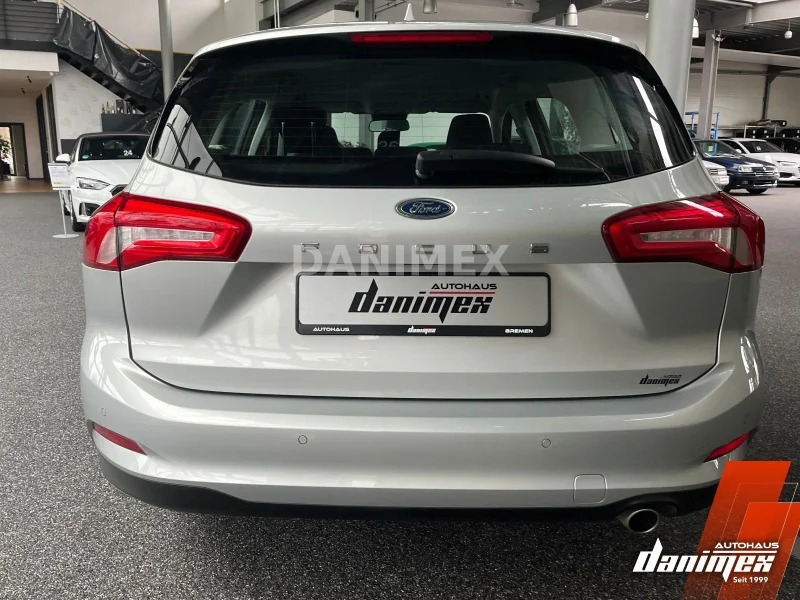 Ford Focus – 6