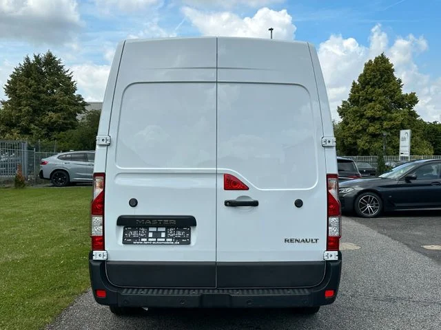 RENAULT Master – 9