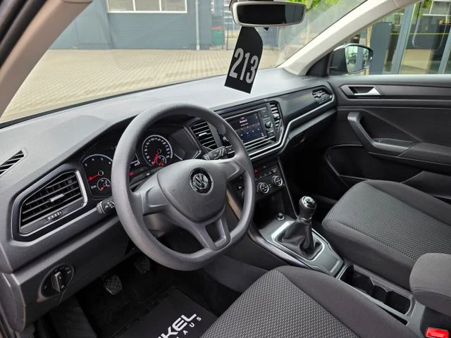 Volkswagen T-Roc – 30