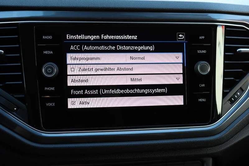 Volkswagen T-Roc – 25