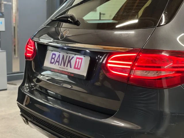 Mercedes-Benz C 400 – 7
