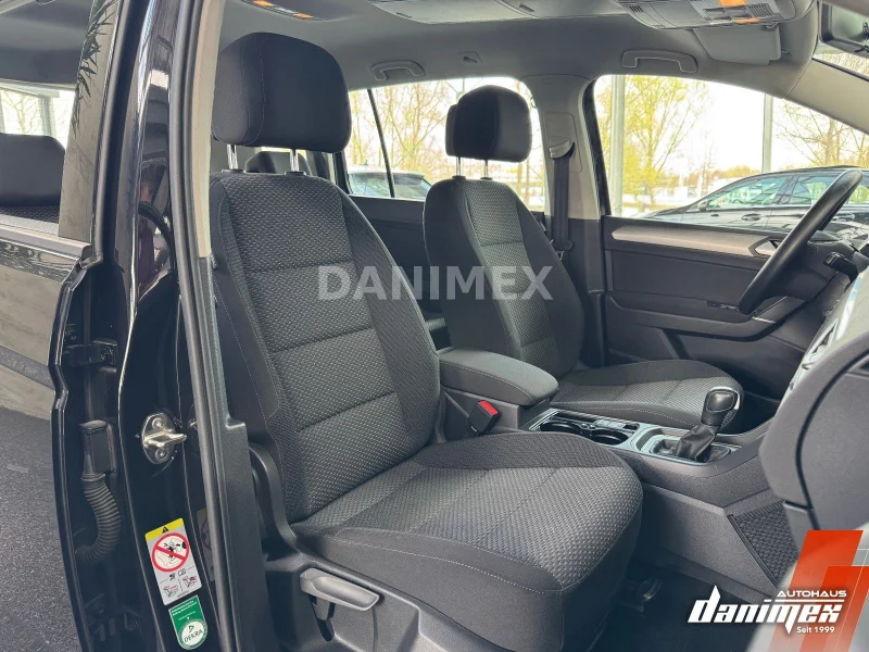 Volkswagen Touran – 12
