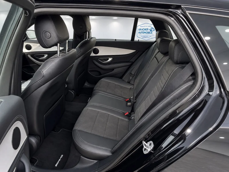 Mercedes-Benz E 300 – 15