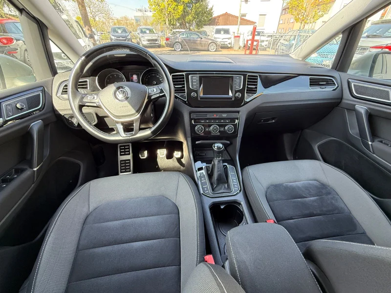 Volkswagen Golf Sportsvan – 22