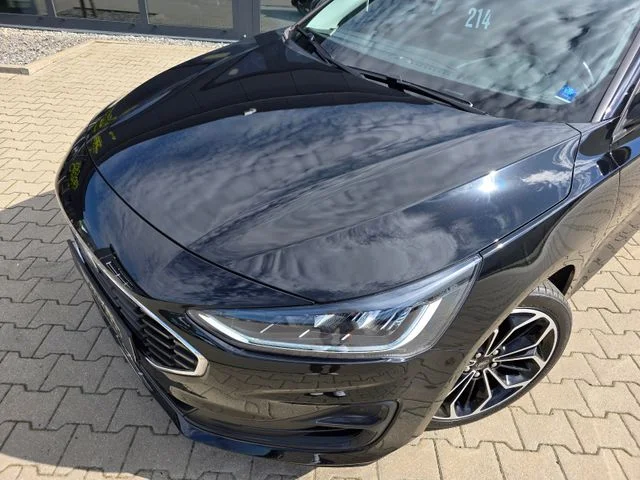 Ford Focus – 3