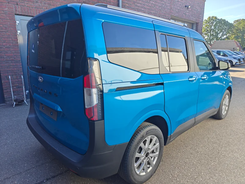 Ford Tourneo Courier Titanium 1.0 Ecoboost – 3