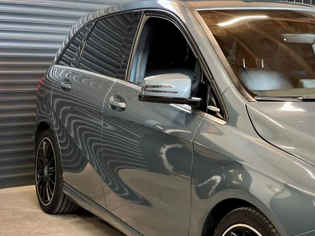 Mercedes-Benz B 220 – 14