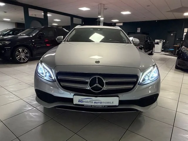 Mercedes-Benz E 220 – 2