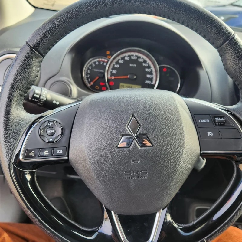 Mitsubishi Space Star – 11