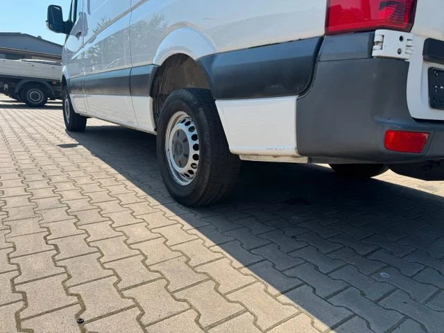 VW Crafter Kasten 35 mittel L2H2 Hochdach 1HAND – 4