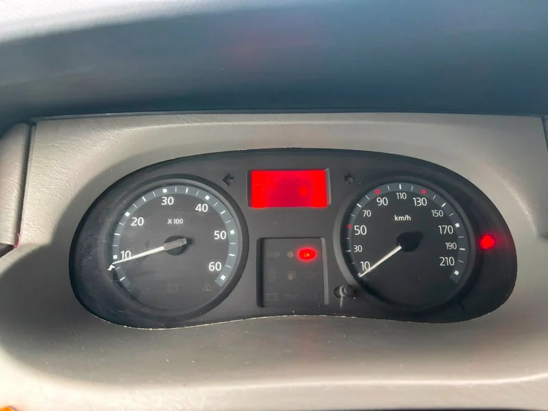 Renault Trafic – 8