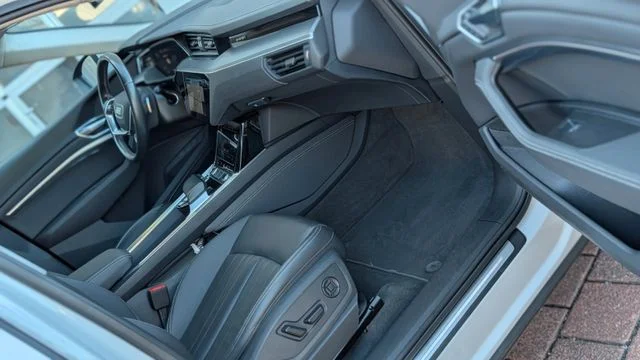 AUDI e-tron – 22