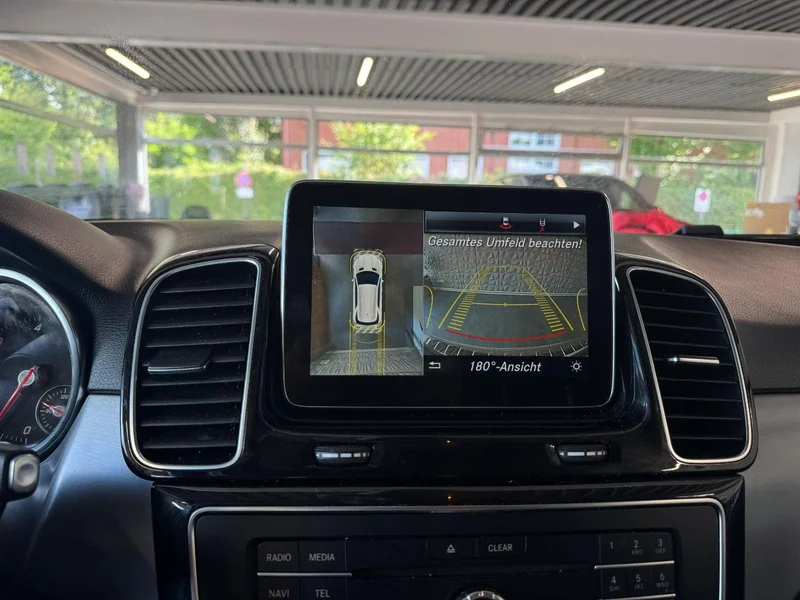 Mercedes-Benz GLE 350 – 18