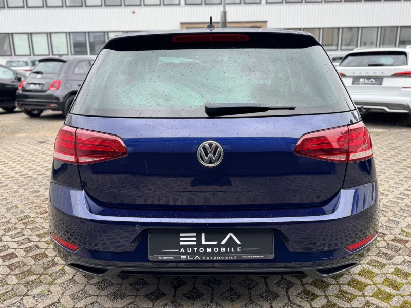 Volkswagen Golf – 8