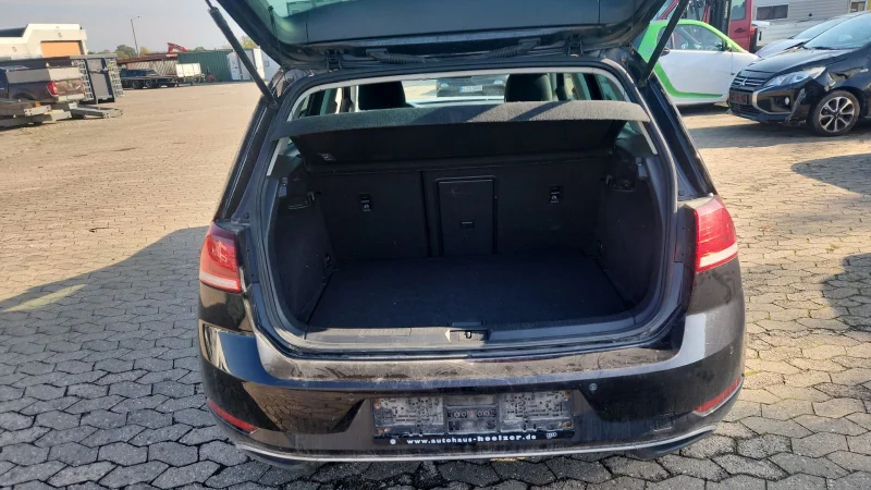 Volkswagen Golf – 5