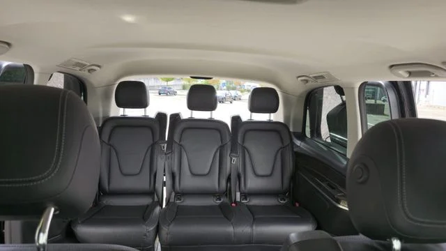 Mercedes-Benz V 220 – 16
