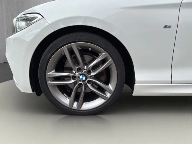 BMW 220 – 17