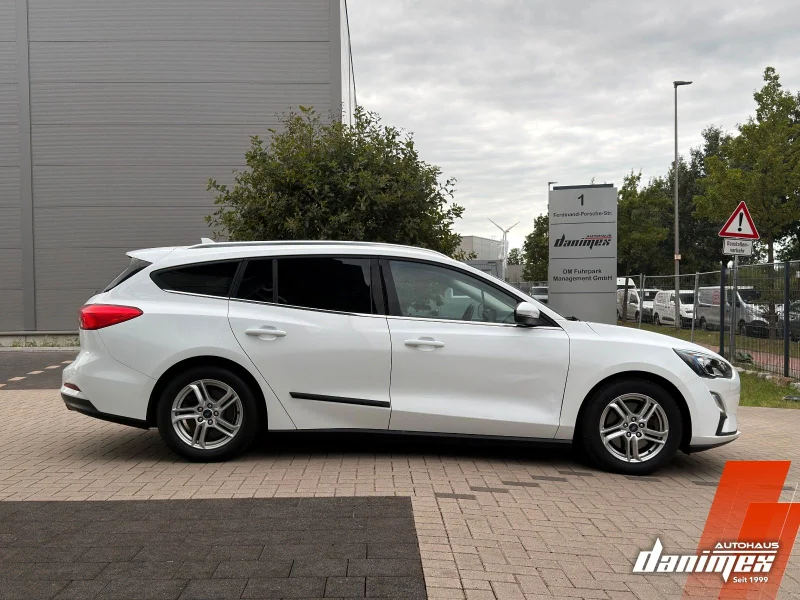 Ford Focus – 6